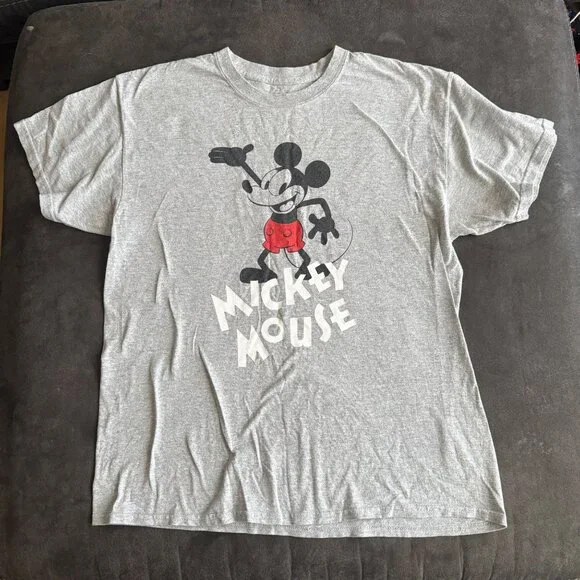 Vintage Disney Gray Mickey Mouse Graphic T-Shirt Short Sleeve Cotton Blend Unise - Picture 1 of 4